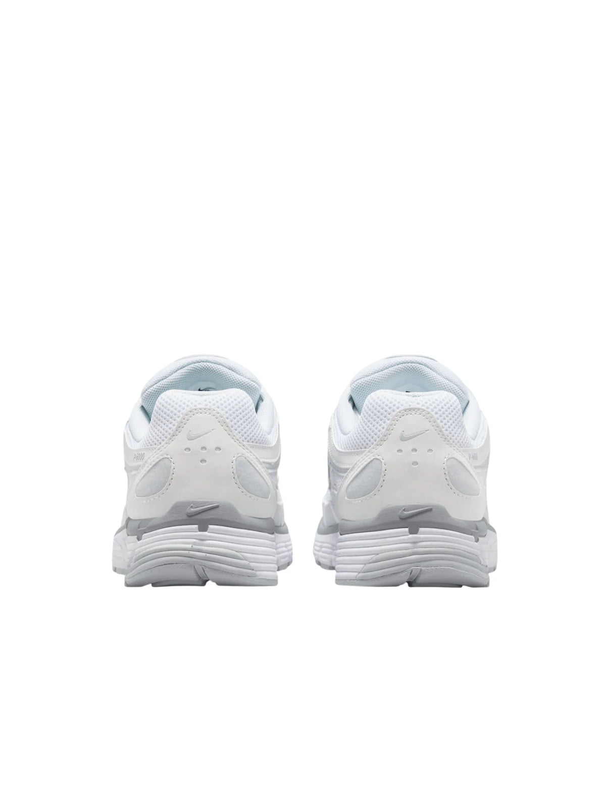 Sapatilha Nike P-6000