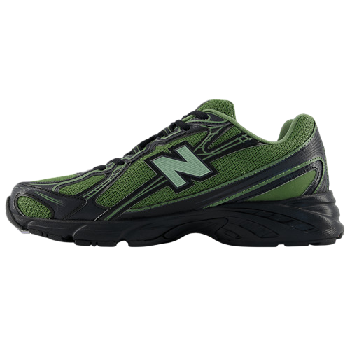 Sapatilha New Balance 740