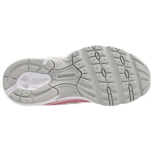 Sapatilha New Balance 740