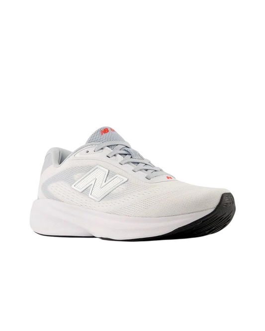 Sapatilha New Balance 680