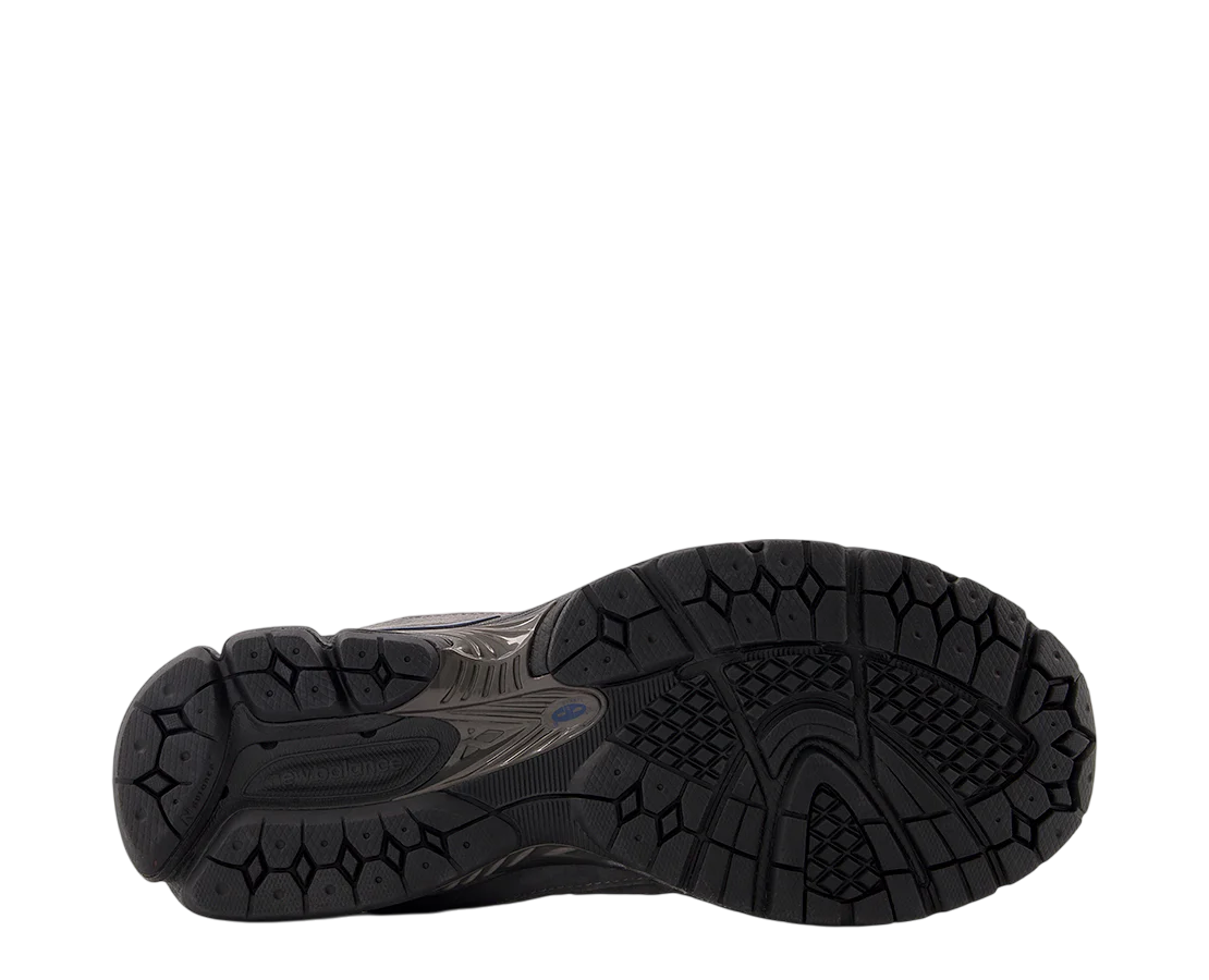 Sapatilha New Balance 2002