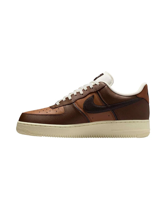 Sapatilhas Nike Air Force 1 07 LV8