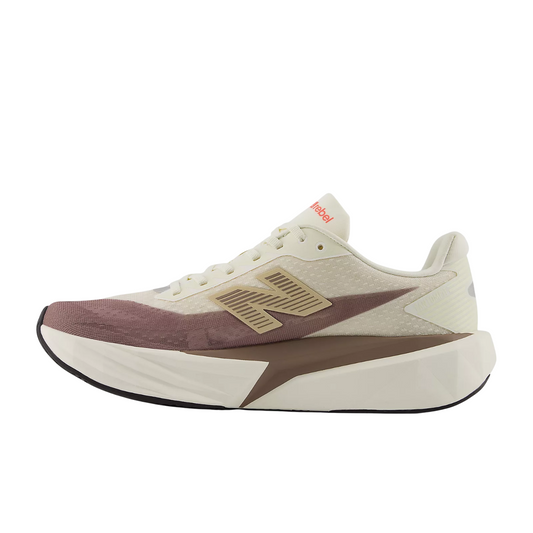 Sapatilha New Balance FuelCell Rebel v5
