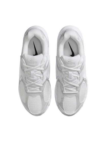 Sapatilha Nike V5 RNR