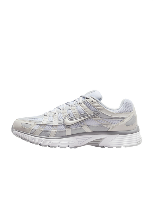 Sapatilha Nike P-6000