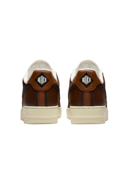 Sapatilhas Nike Air Force 1 07 LV8