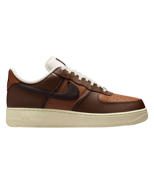 Sapatilhas Nike Air Force 1 07 LV8