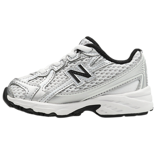 Sapatilha New Balance 740
