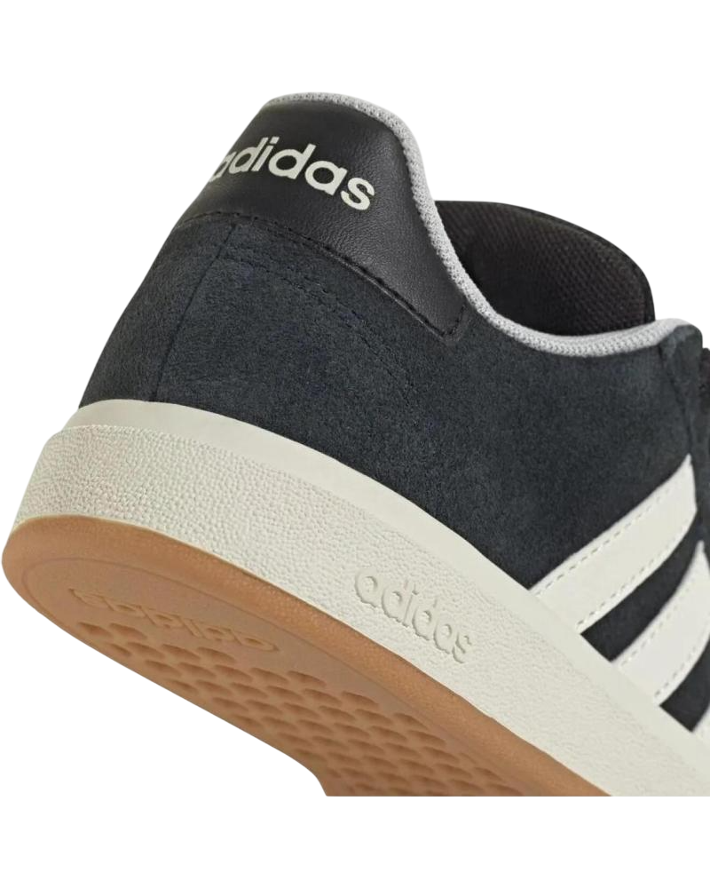 Sapatilha Adidas Grand Court 00s