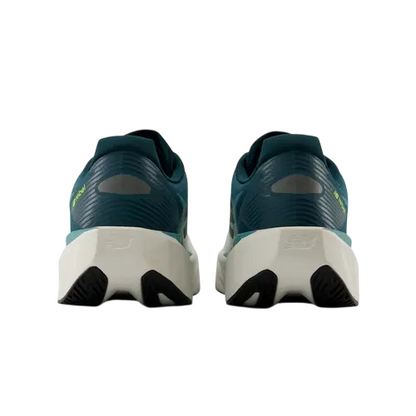 Sapatilha New Balance Rebel V5