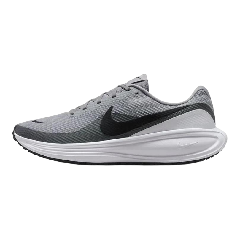 Nike Revolution 8