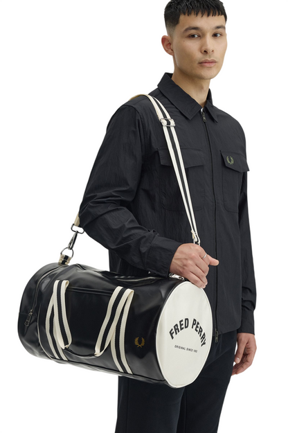 Saco Fred Perry cilíndrico clássico
