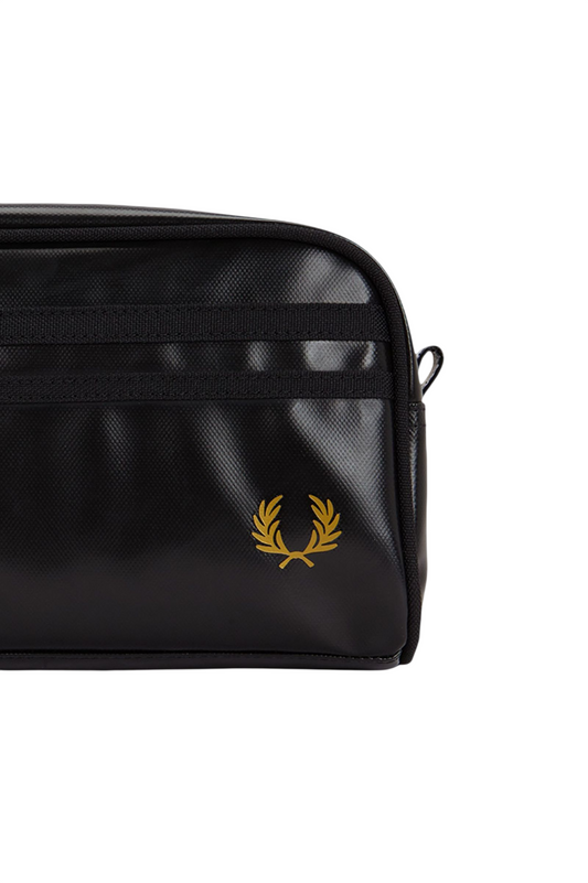 Mala de higiene Fred Perry em poliéster revestido