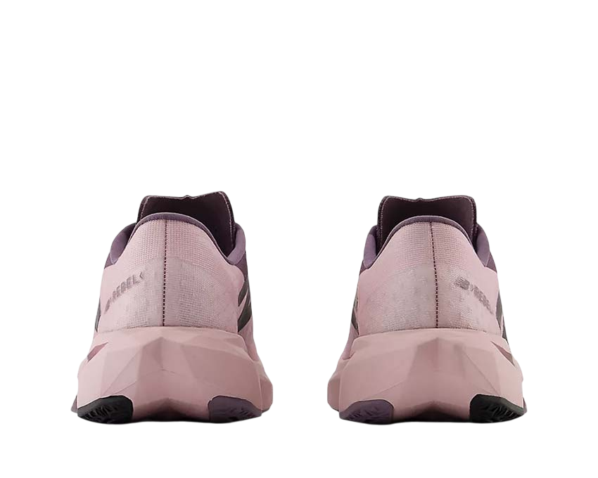 Sapatilha New Balance FuelCell Rebel v4