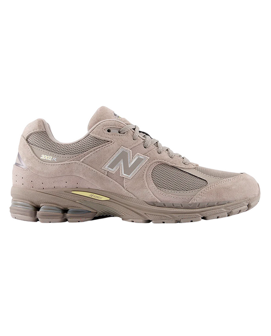Sapatinha New Balance 2002r