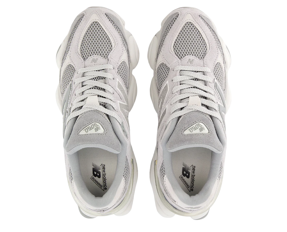 Sapatilha New Balance 9060