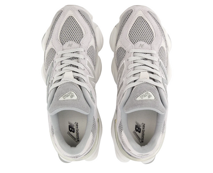 Sapatilha New Balance 9060