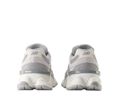 Sapatilha New Balance 9060