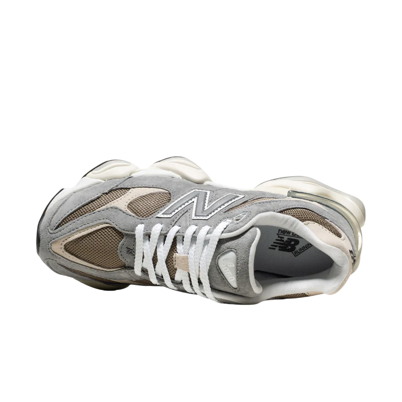 Sapatilha New Balance 9060