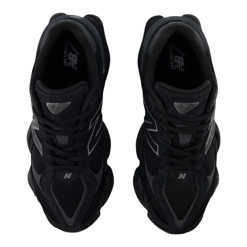 Sapatilha New Balance 9060