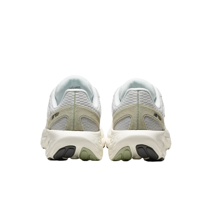 Sapatilha New Balance 800 Fresh Foam X