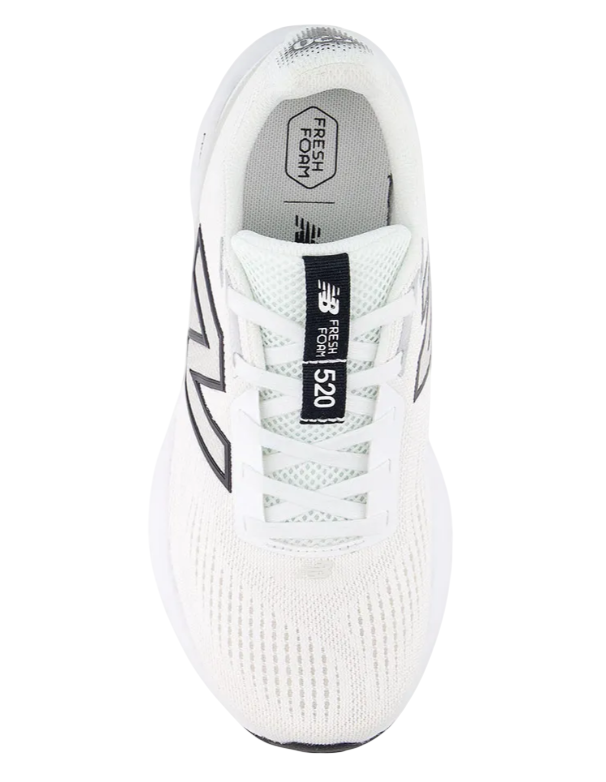 Sapatilha New Balance 520
