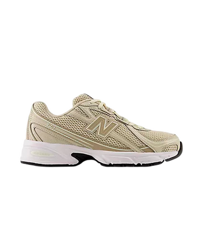 Sapatilha New Balance 740