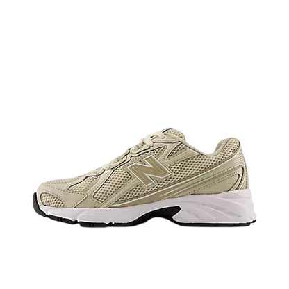 Sapatilha New Balance 740