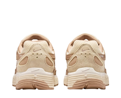 Sapatilha Nike P-6000