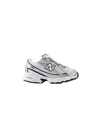 Sapatilha New Balance 740