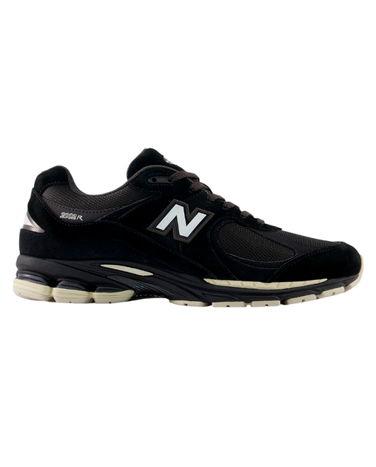 Sapatilha New Balance 2002r
