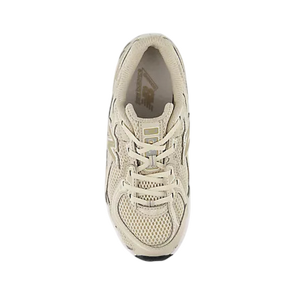 Sapatilha New Balance 740