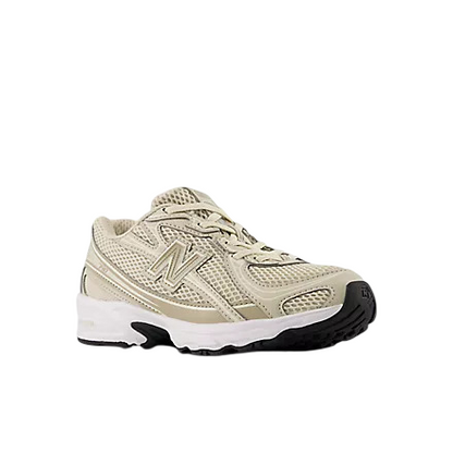 Sapatilha New Balance 740