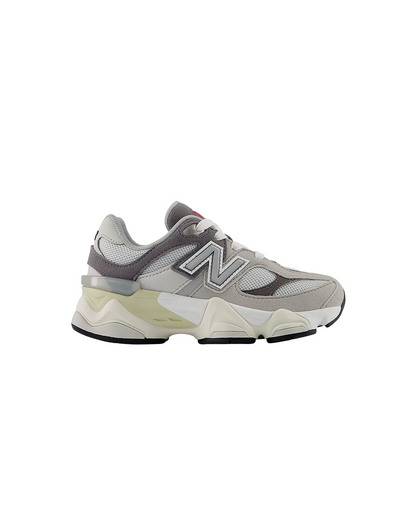 Sapatilha New Balance 9060