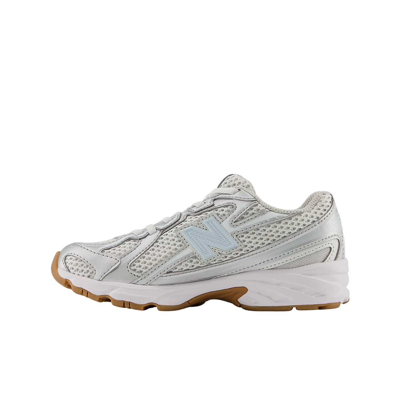 Sapatilha New Balance 740
