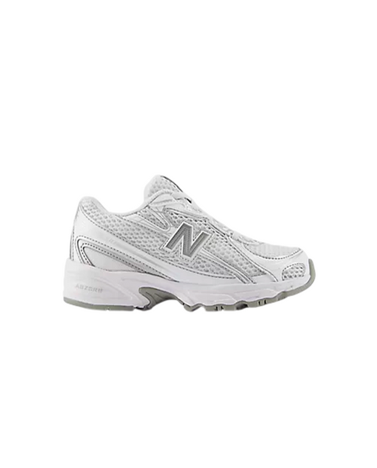 Sapatilha New Balance 740