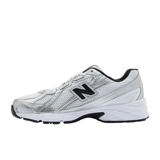 Sapatilha New Balance 740