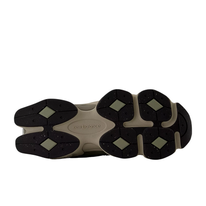 Sapatilha New Balance 9060