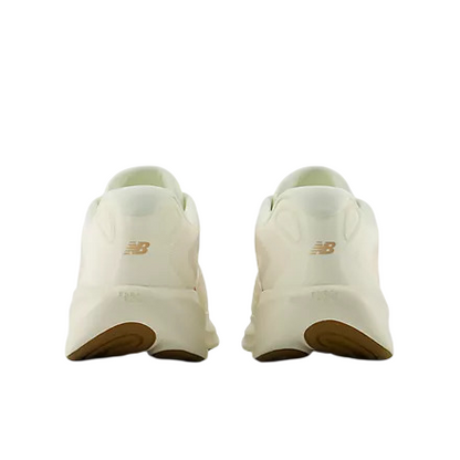 Sapatilha New Balance 680