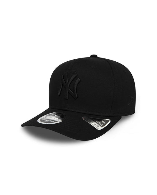 New Era Boné Preto com Logótipo Preto