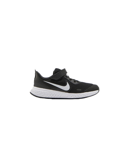 Nike Revolution 5 Black and White